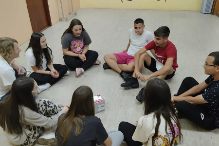 Podr&scaron;ka obrazovanju socijalno deprivirane dece i mladih u Srbiji